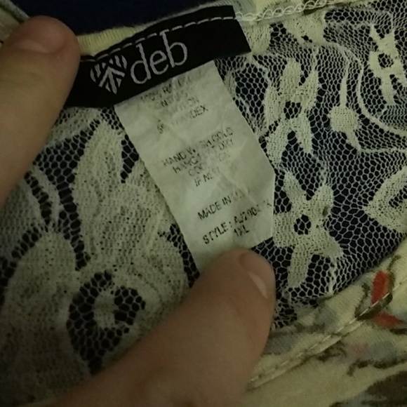 Lace back with floral dress shirt - Picture 2 of 3